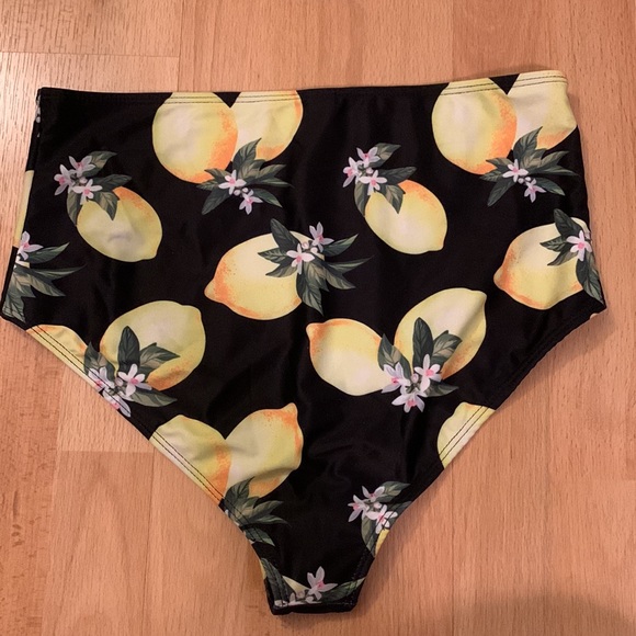 Kaei & Shi High-waisted Lemon Print Retro Bikini Bottoms NWT - Picture 4 of 5